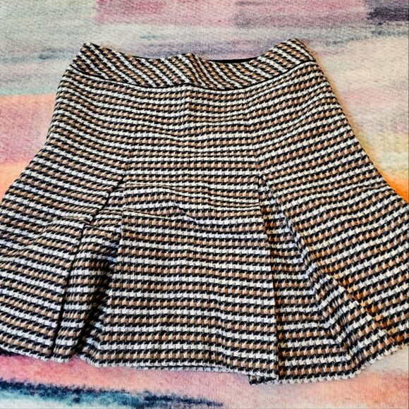 🔥$5/$25 Talbots Pleated Schoolgirl style Skirt - Picture 2 of 11